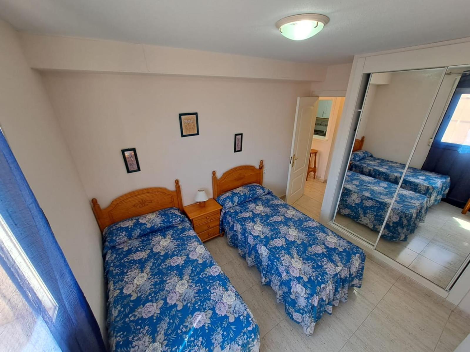 Apartamentos Las Palmeras V.V. La Manga del Mar Menor Esterno foto
